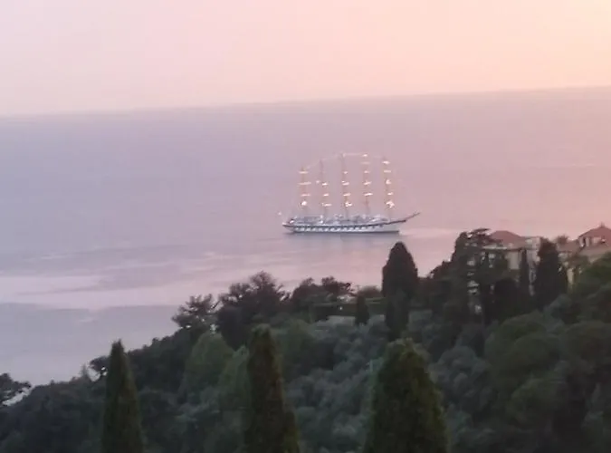 Golfo Dei Poeti Frühstückspension Lerici